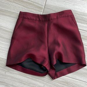 CHLOE DAO BURGUNDY SHORTS!!